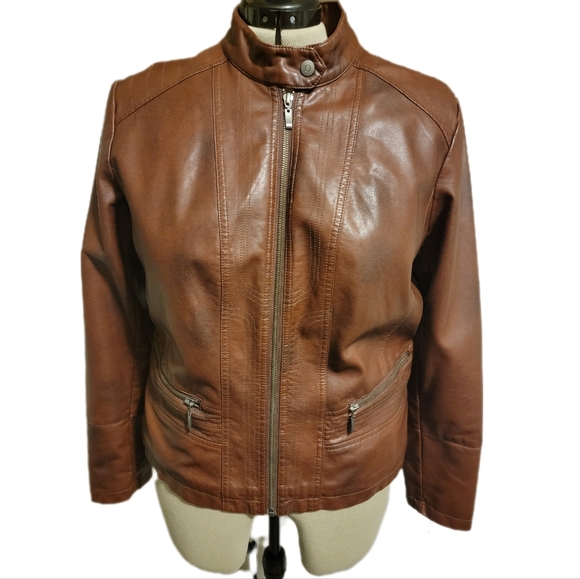 Bernardo Jackets & Blazers - Bernardo Cropped Faux Leather Jacket Brown Size XL